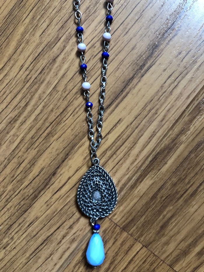 Sautoir bleu - photo numéro 2