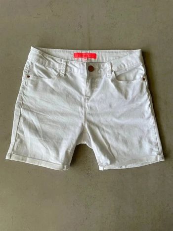 Superbe short blanc Cache-cache 34