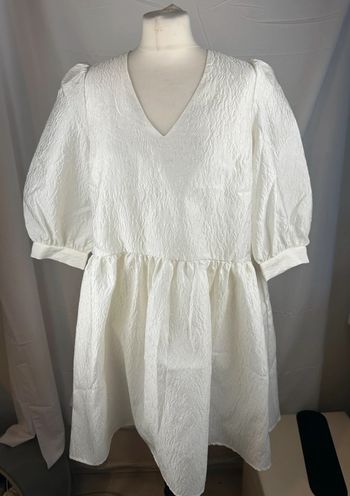 Robe blanche neuve - Pimkie