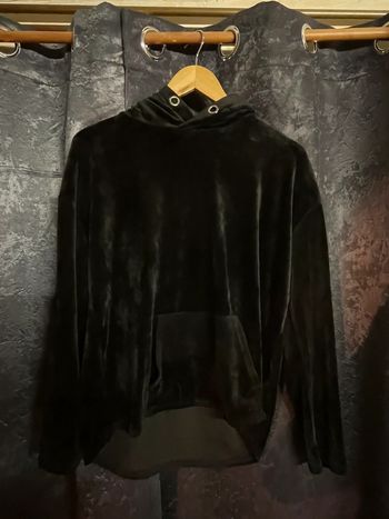 Pull en velours noir