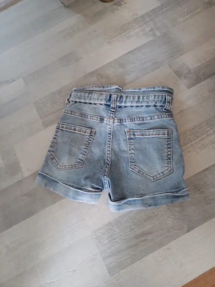 Short jeans - photo numéro 3