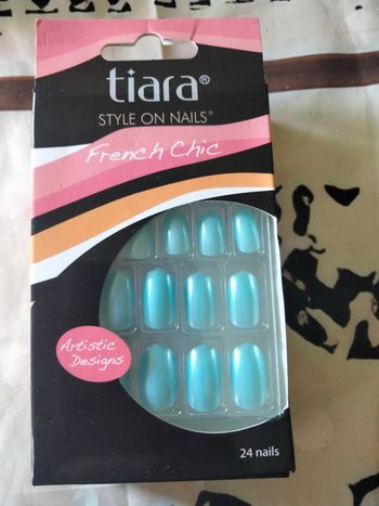 Faux ongles