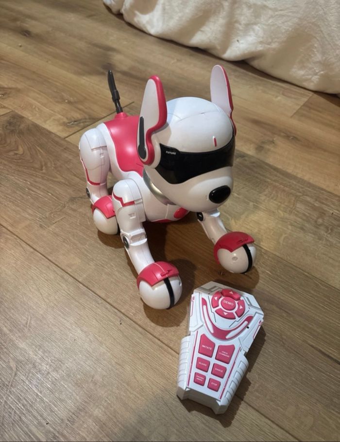 Chien robot ZOEY le chien