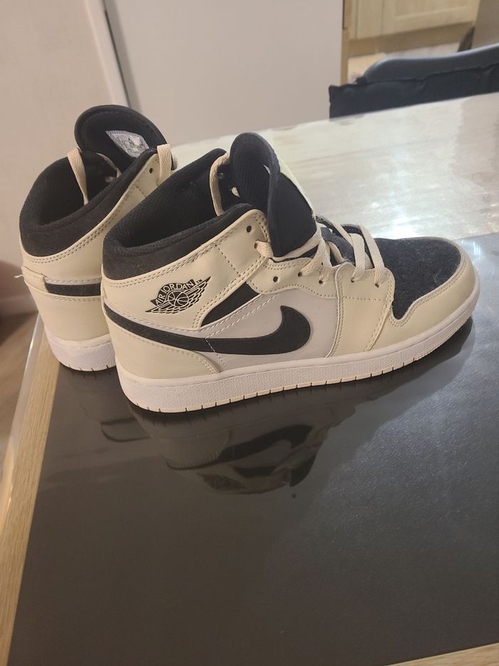 Vend basket air Jordan - photo numéro 2