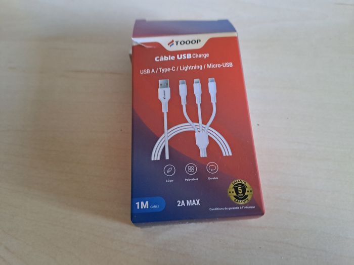 Câble de téléphone