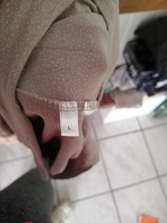 Tee shirt marron - photo numéro 4