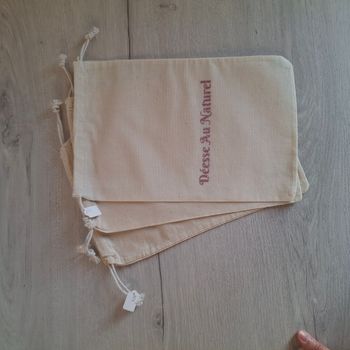 Lots de 3 pochons en coton 20x30 cm crème avec inscriptions fuchsia pailletées - Déesse au Naturel