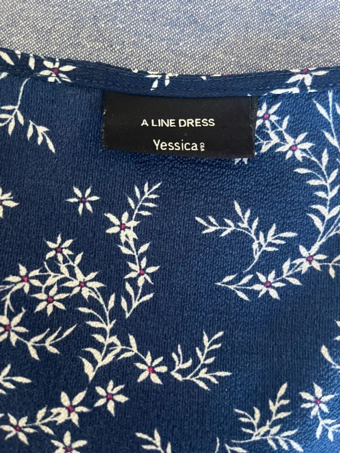 Robe bleu chic curvy imprimé petites fleurs blanches taille 46 - photo numéro 10