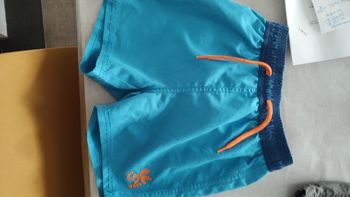 Short de bain garçon – 5 ans – Très bon état