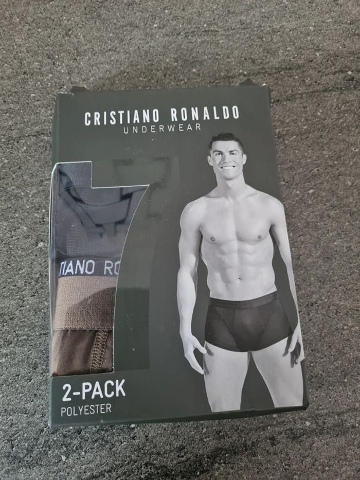 2 boxers Cristiano ronaldo