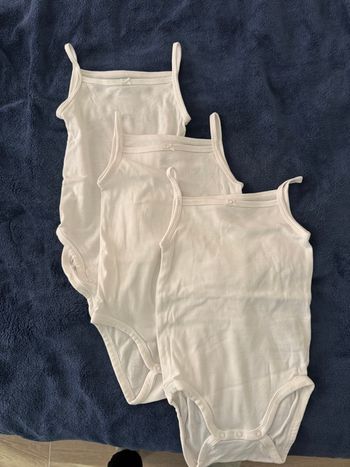 Body H&M taille 24 mois