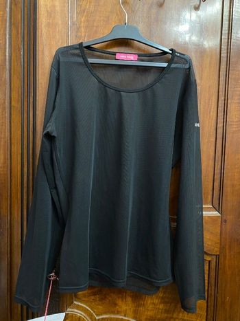 T-shirt transparent