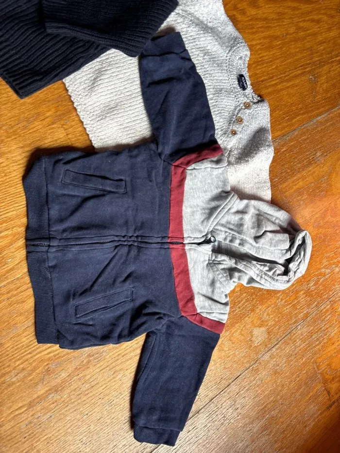 lot de gilet pull - photo numéro 5
