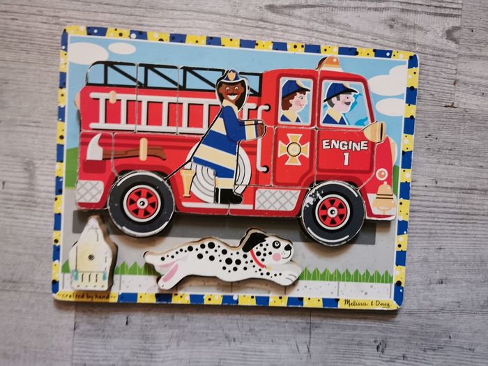 Puzzle pompier bébé enfant