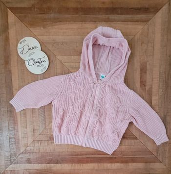 Gilet à capuche 23mois