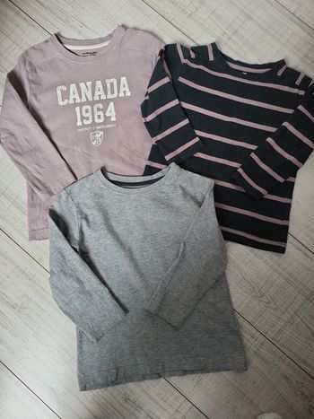 Lot 3 t-shirts manches longues garçon 4 ans vertbaudet très bon état