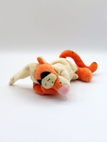 Peluche doudou tigre Tigrou qui dort DISNEY NICOTOY SIMBA bonnet jaune 20 cm