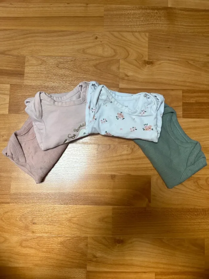 Lot body bébé