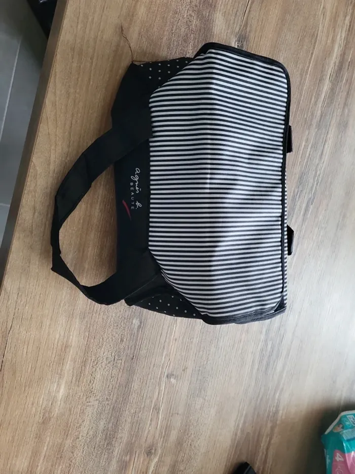 Trousse de toilette