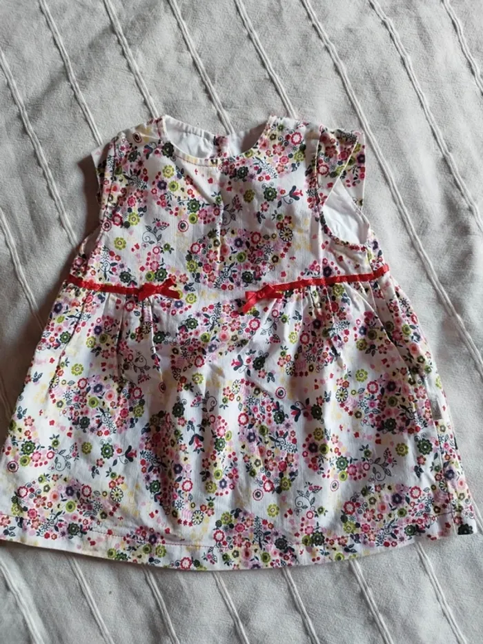 lot de 4 robe fille 18 mois - photo numéro 2