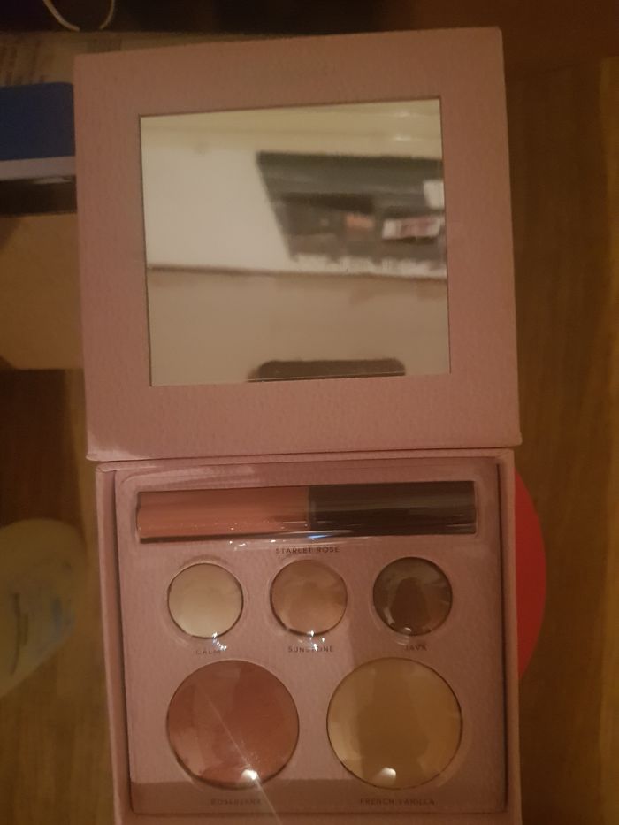 Coffret maquillage Laura Geller neuf - photo numéro 2