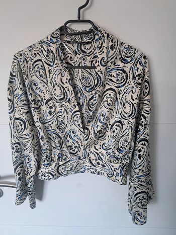 Blouse zara à motifs bleus et noirs