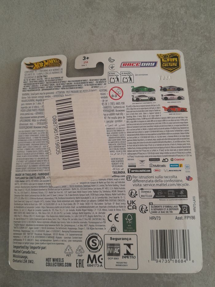 Lot de 2 voitures de course Hot Wheels Premium Race Day - photo numéro 3
