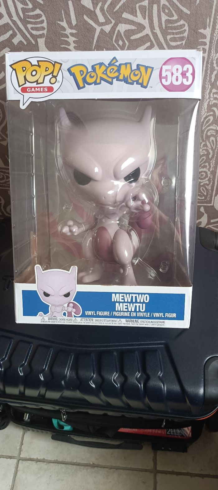 Figurine xxl Mewtwo neuve