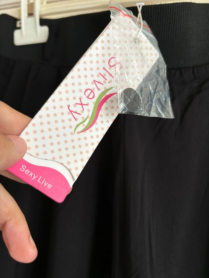 Pantalon fluide neuf - photo numéro 3