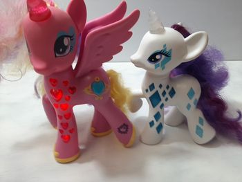 Lot de 2 de petits petits poney lumineux et sons