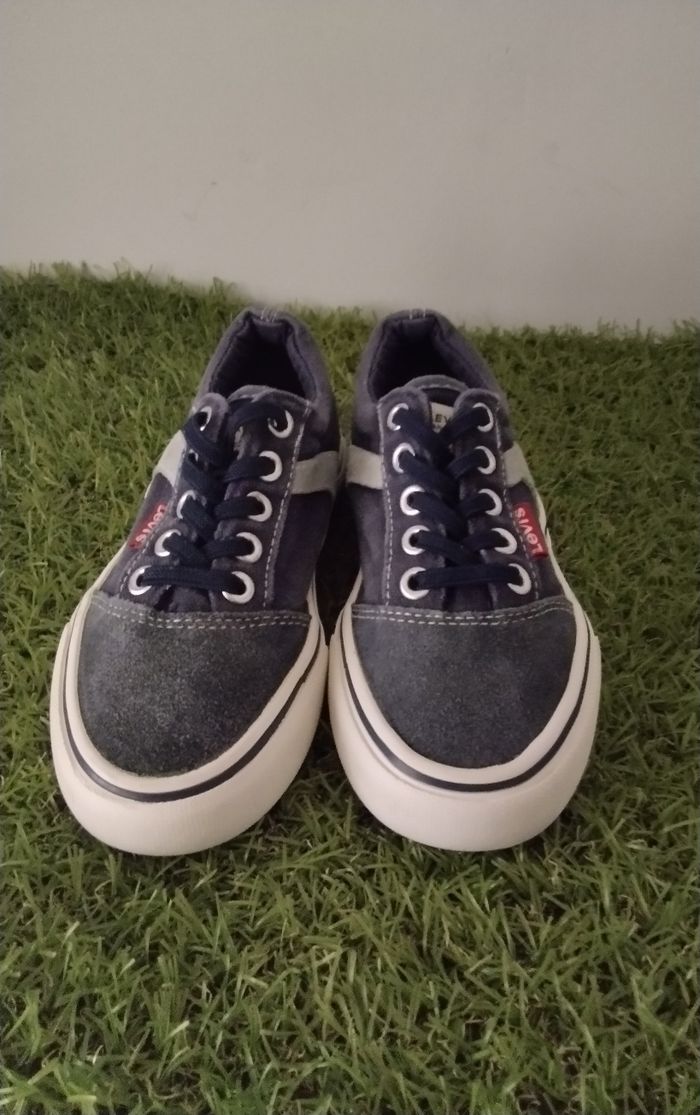 Basket Levi's garçon pointure 31 - photo numéro 2