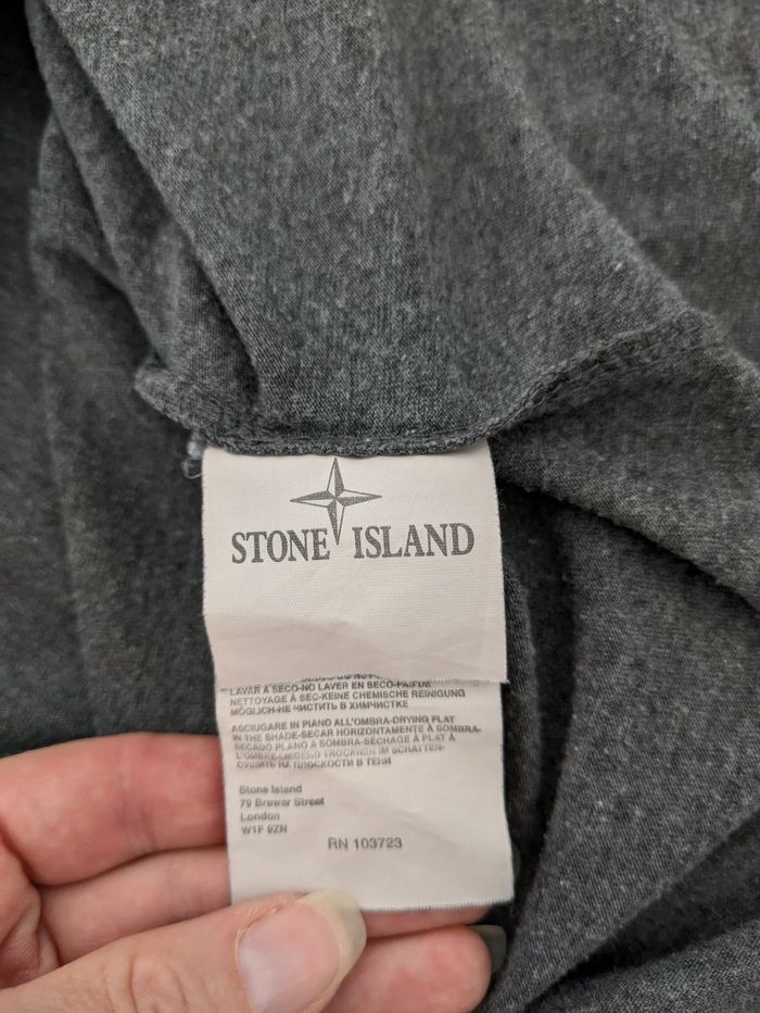 T-shirt gris - Stone Island - taille M - photo numéro 5