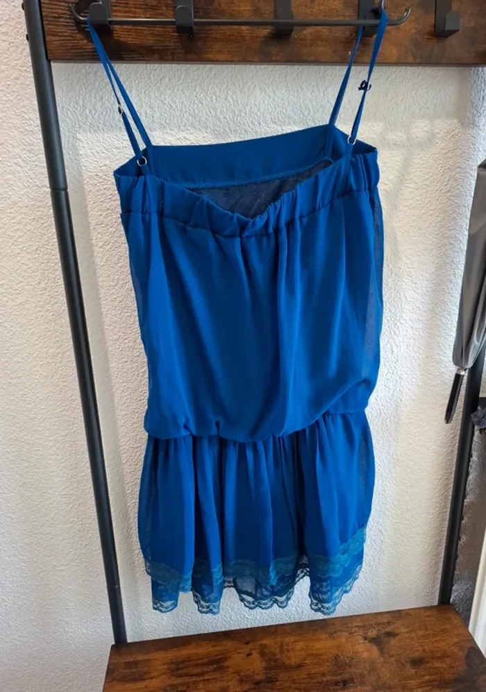 Robe courte - photo numéro 2