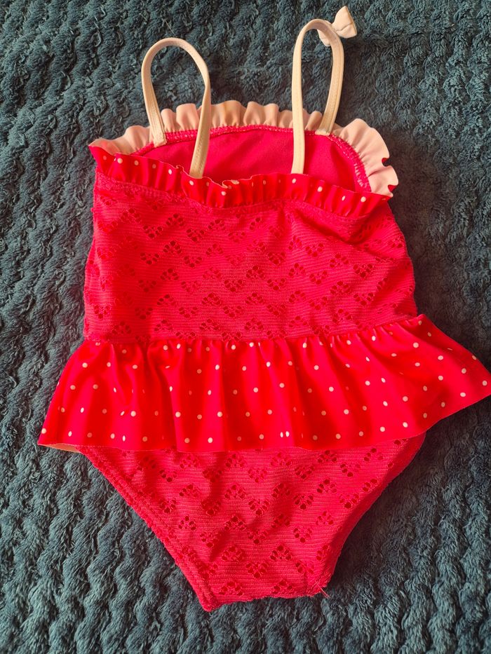 Maillot bain 1 pièce bébé fille taille 18mois - photo numéro 2