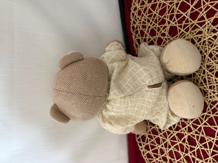 Doudou et compagnie ours beige laine coussin Folie d'ours - photo numéro 3