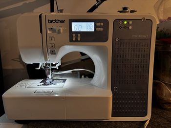 Machine à coudre brother