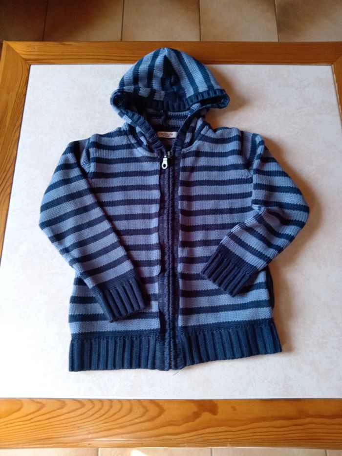 Lot garçon 5/6 ans - photo numéro 2