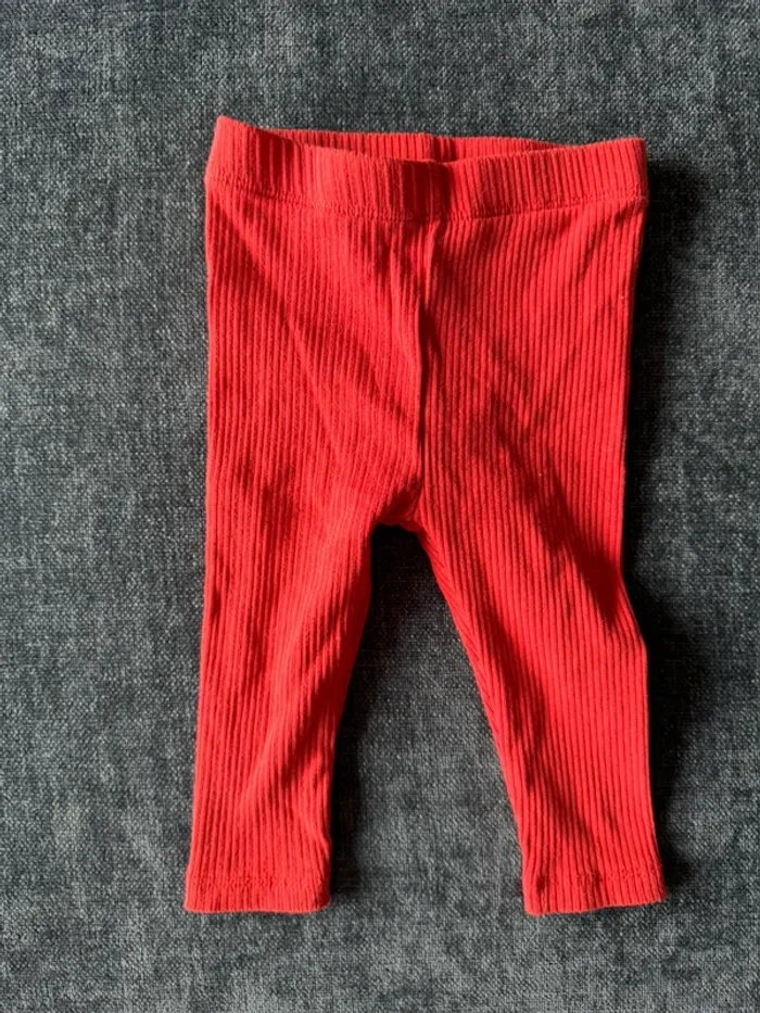 Legging rouge bébé fille