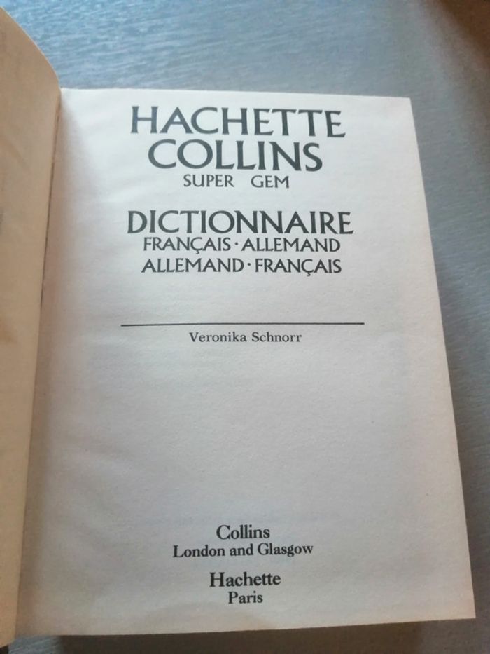 🌸Dictionnaire Français Allemand, allemand français Hachette Collins 🌸 - photo numéro 3