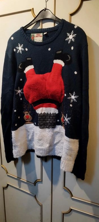 Pull moche de Noël