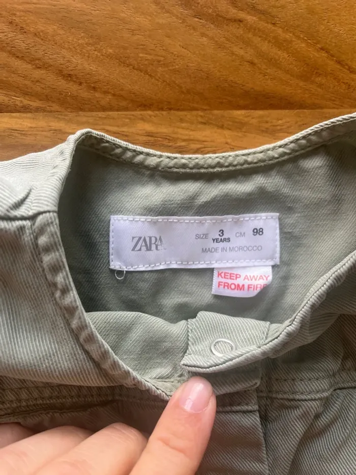 Combinaison short kaki Zara - photo numéro 2