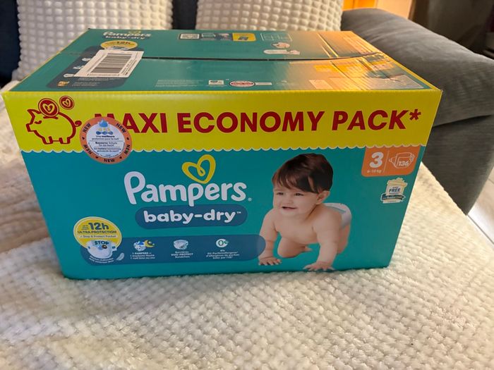 Couches Pampers Taille 3