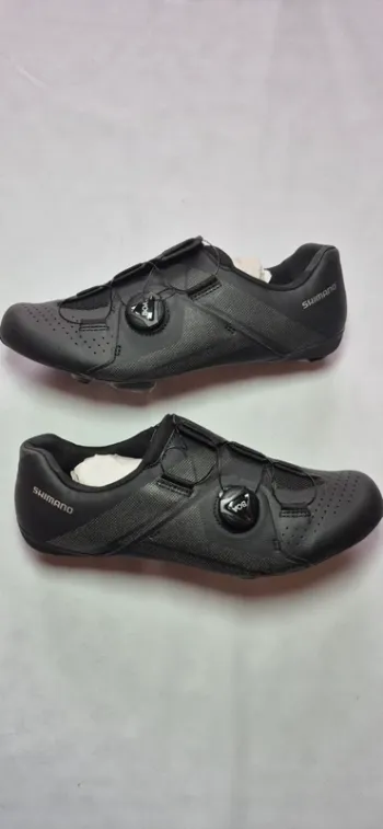 Chaussures Shimano 42