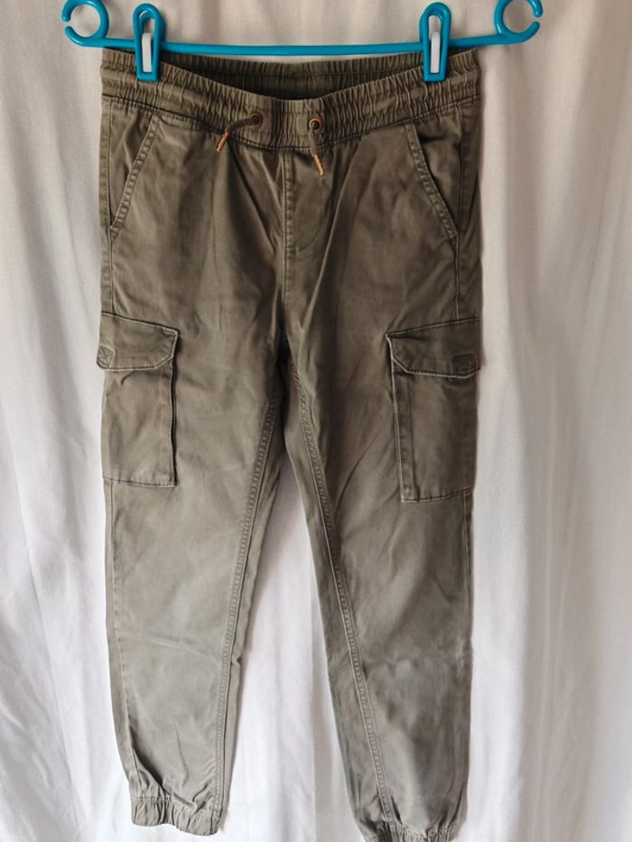 Pantalon cargo kaki