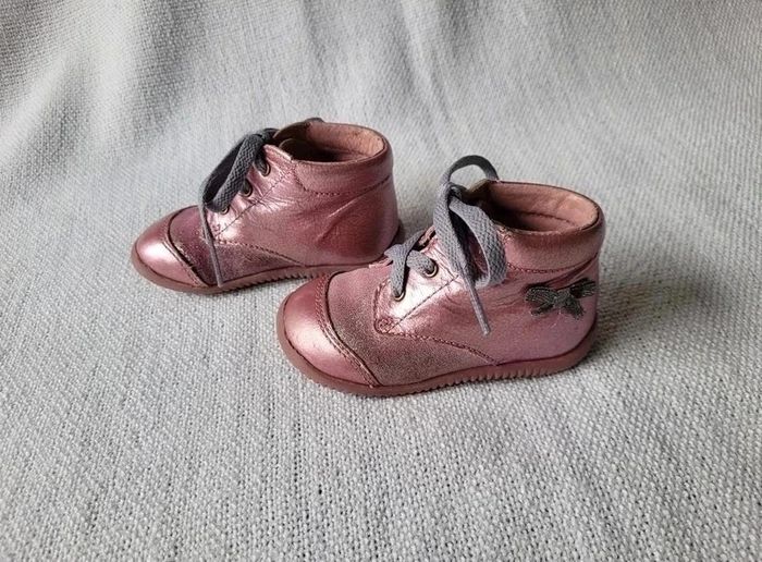 chaussures Aster pointure 19 - photo numéro 3