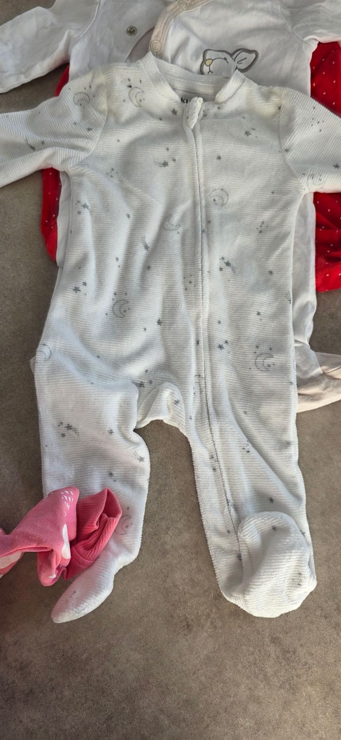 Lot pyjama - photo numéro 3