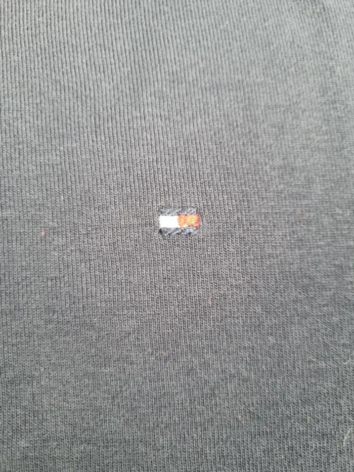 Sweat bleu marine Tommy Hilfiger – Taille S Femme (mesures en photos) - photo numéro 7