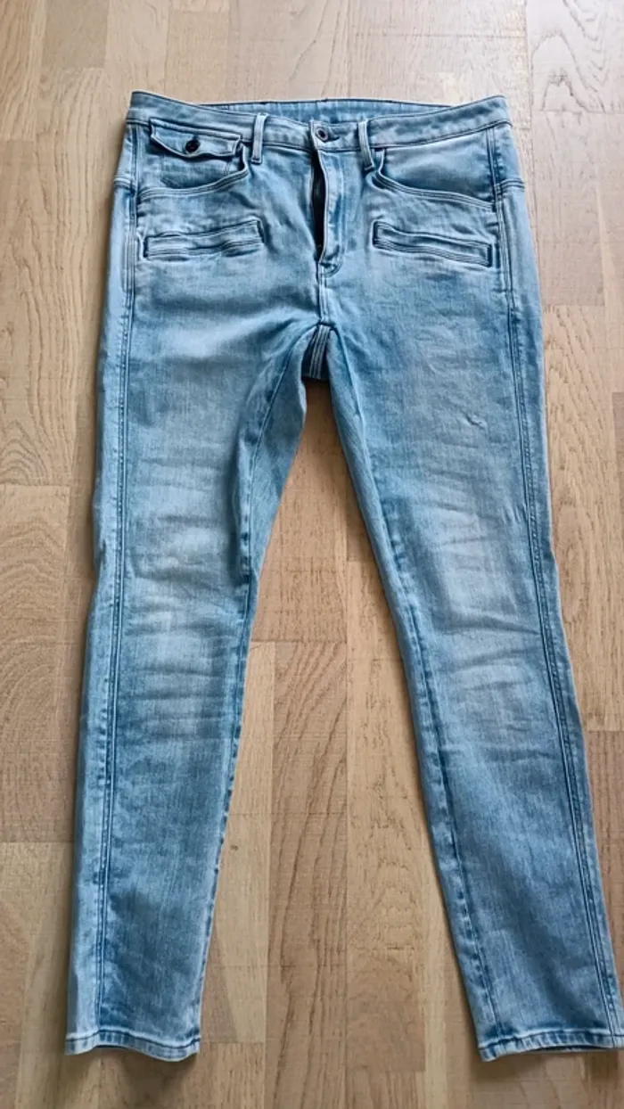 Jean Gstar