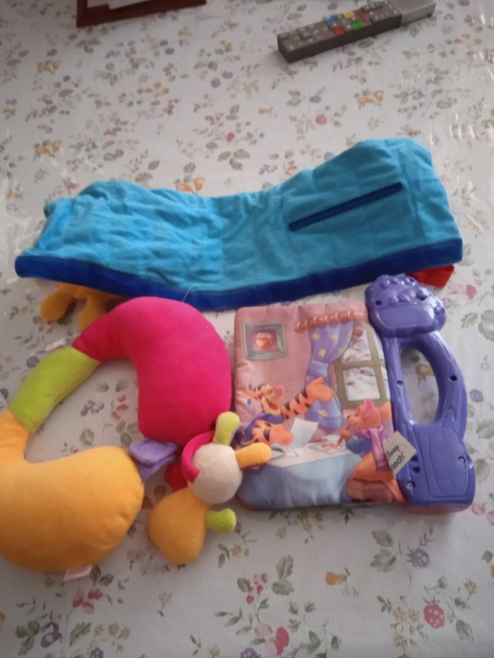 Vend trois. Jouet pour bébé - photo numéro 7