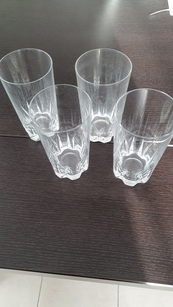 4 verres haut
